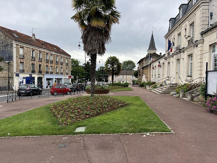 Villecresnes  - Immobilier - CENTURY 21 Valeurs Conseils - Place Charles de Gaulle