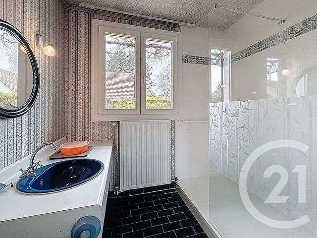 maison à vendre - 5 pièces - 145.7 m2 - VILLECRESNES - 94 - ILE-DE-FRANCE - Century 21 Valeurs Conseils