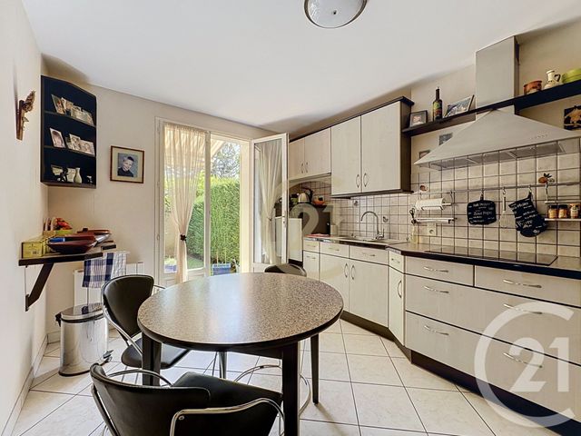 maison à vendre - 6 pièces - 130.0 m2 - VILLECRESNES - 94 - ILE-DE-FRANCE - Century 21 Valeurs Conseils