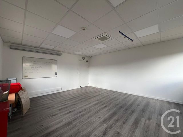 entreprise à louer - 85.0 m2 - BOISSY ST LEGER - 94 - ILE-DE-FRANCE - Century 21 Valeurs Conseils