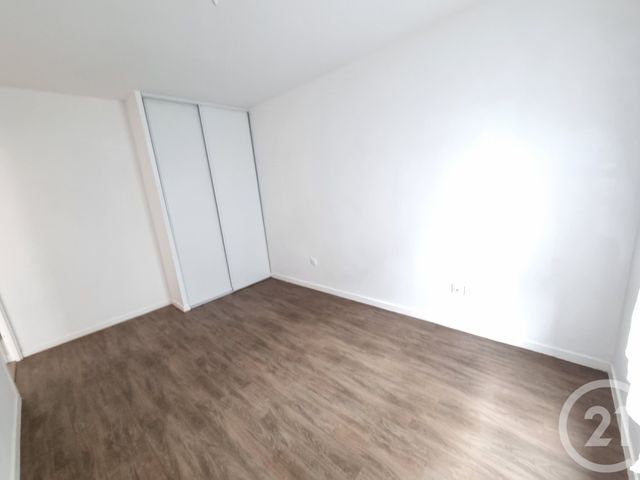 Afficher la photo en grand Appartement à louer - 2 pièces - 38.45 m2 - SUCY EN BRIE - 94 - ILE-DE-FRANCE - Century 21 Valeurs Conseils