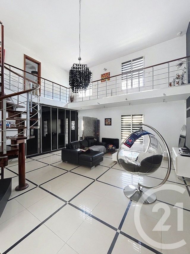 Afficher la photo en grand maison à vendre - 7 pièces - 250.0 m2 - VILLECRESNES - 94 - ILE-DE-FRANCE - Century 21 Valeurs Conseils