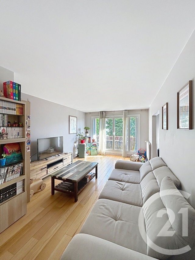 Appartement F5 à vendre - 5 pièces - 93.79 m2 - BOISSY ST LEGER - 94 - ILE-DE-FRANCE - Century 21 Valeurs Conseils