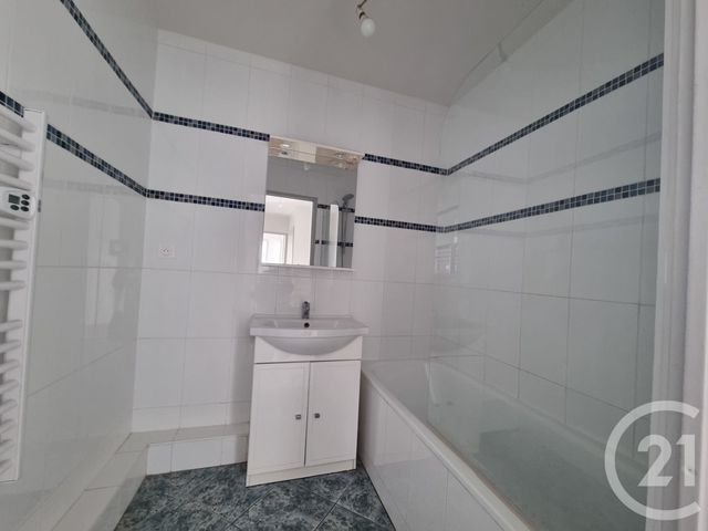 Appartement F3 à louer - 3 pièces - 66.23 m2 - MONTGERON - 91 - ILE-DE-FRANCE - Century 21 Valeurs Conseils