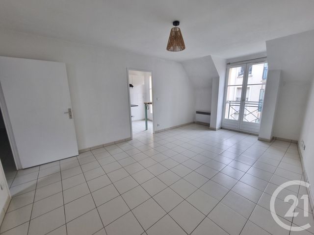 Appartement F2 à louer - 2 pièces - 49.62 m2 - BRIE COMTE ROBERT - 77 - ILE-DE-FRANCE - Century 21 Valeurs Conseils