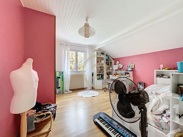 Afficher la photo en grand maison à vendre - 5 pièces - 128.37 m2 - VILLECRESNES - 94 - ILE-DE-FRANCE - Century 21 Valeurs Conseils