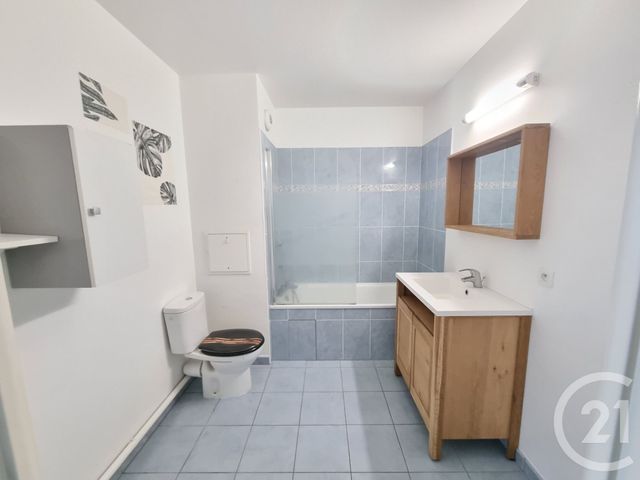 Appartement Studio à louer - 1 pièce - 26.7 m2 - SUCY EN BRIE - 94 - ILE-DE-FRANCE - Century 21 Valeurs Conseils