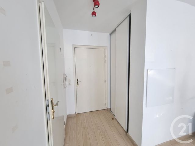 Appartement Studio à louer - 1 pièce - 26.7 m2 - SUCY EN BRIE - 94 - ILE-DE-FRANCE - Century 21 Valeurs Conseils