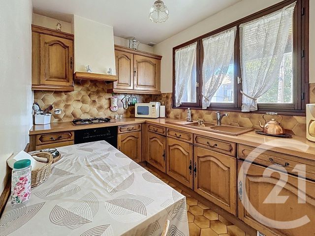 maison à vendre - 6 pièces - 113.95 m2 - VILLECRESNES - 94 - ILE-DE-FRANCE - Century 21 Valeurs Conseils