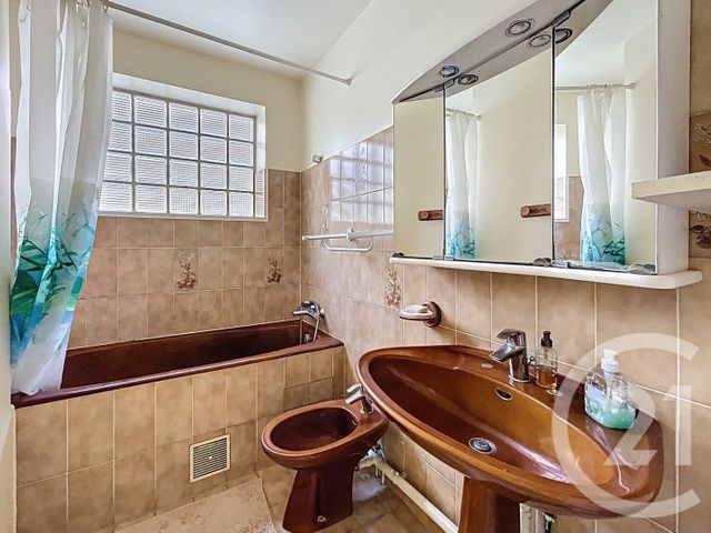 maison à vendre - 6 pièces - 113.95 m2 - VILLECRESNES - 94 - ILE-DE-FRANCE - Century 21 Valeurs Conseils