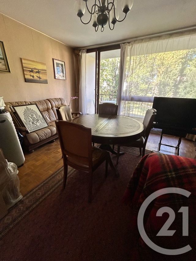 Appartement F3 à vendre - 3 pièces - 66.88 m2 - VILLECRESNES - 94 - ILE-DE-FRANCE - Century 21 Valeurs Conseils