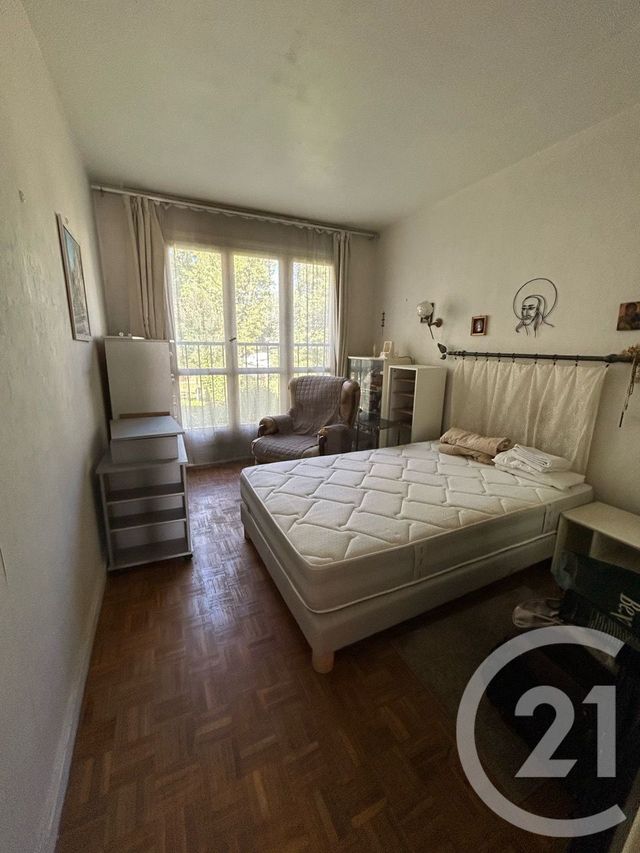 Appartement F3 à vendre - 3 pièces - 66.88 m2 - VILLECRESNES - 94 - ILE-DE-FRANCE - Century 21 Valeurs Conseils