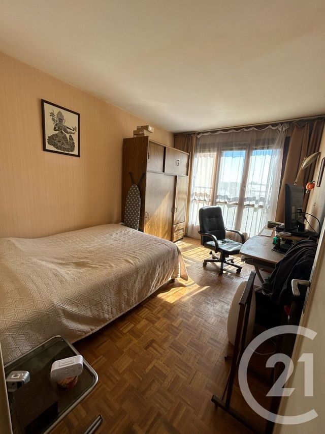 Appartement F3 à vendre - 3 pièces - 66.88 m2 - VILLECRESNES - 94 - ILE-DE-FRANCE - Century 21 Valeurs Conseils