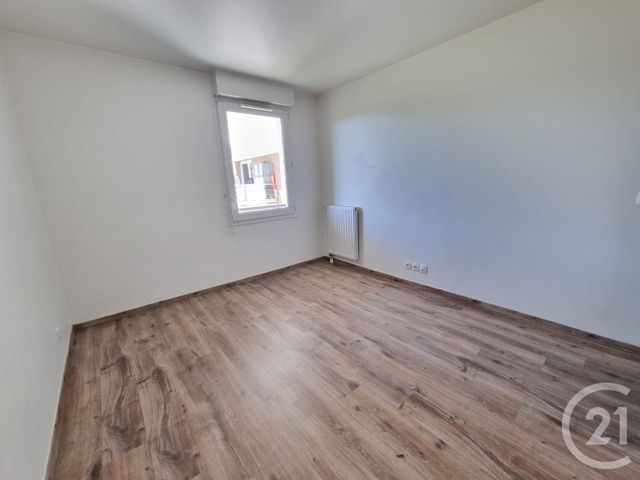 Appartement F3 à louer - 3 pièces - 59.52 m2 - BOISSY ST LEGER - 94 - ILE-DE-FRANCE - Century 21 Valeurs Conseils