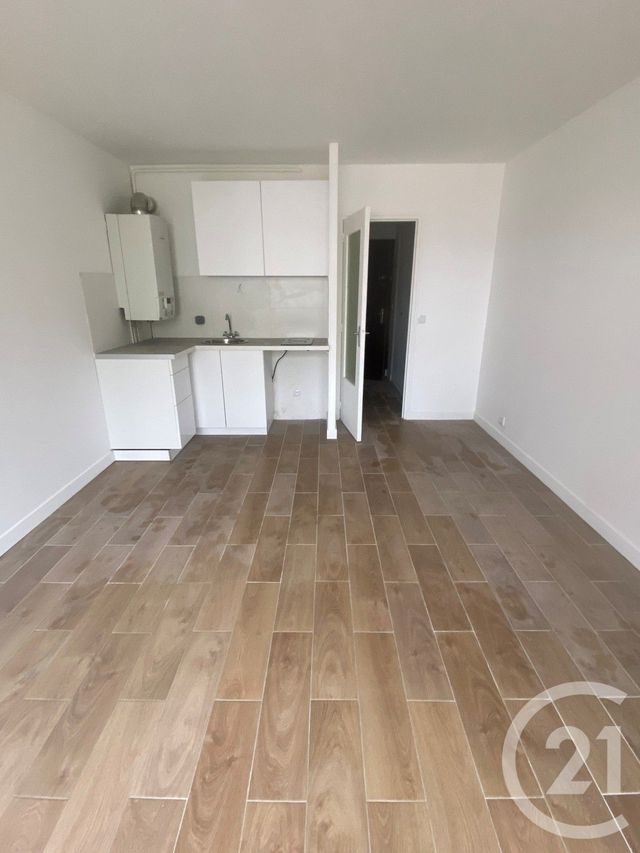 Appartement Studio à louer VILLEMOMBLE