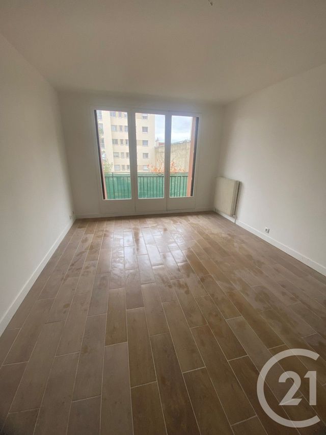 Appartement Studio à louer - 1 pièce - 25.63 m2 - VILLEMOMBLE - 93 - ILE-DE-FRANCE - Century 21 Valeurs Conseils