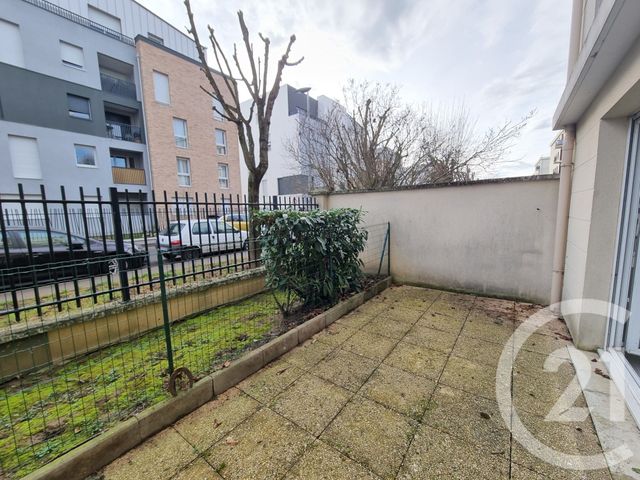 Appartement Studio à louer - 1 pièce - 28.27 m2 - COMBS LA VILLE - 77 - ILE-DE-FRANCE - Century 21 Valeurs Conseils