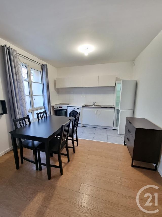 Appartement Studio à louer - 1 pièce - 29.65 m2 - CHOISY LE ROI - 94 - ILE-DE-FRANCE - Century 21 Valeurs Conseils