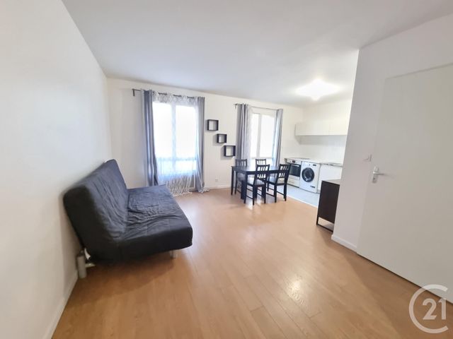 Appartement Studio à louer CHOISY LE ROI