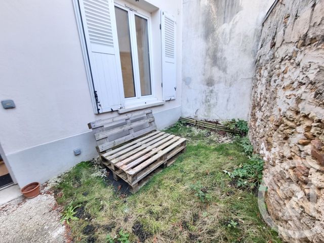 Appartement F2 à louer - 2 pièces - 28.5 m2 - SANTENY - 94 - ILE-DE-FRANCE - Century 21 Valeurs Conseils
