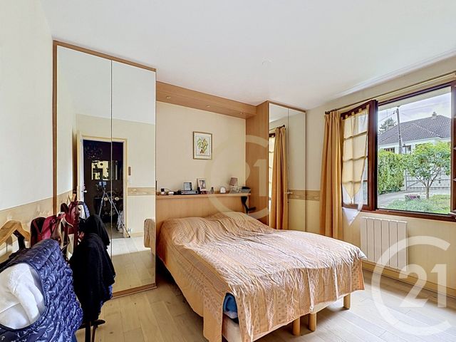 maison à vendre - 7 pièces - 130.87 m2 - VILLECRESNES - 94 - ILE-DE-FRANCE - Century 21 Valeurs Conseils