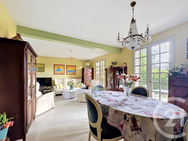 maison à vendre - 7 pièces - 130.87 m2 - VILLECRESNES - 94 - ILE-DE-FRANCE - Century 21 Valeurs Conseils