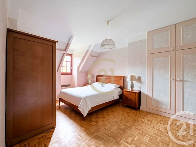 maison à vendre - 7 pièces - 130.87 m2 - VILLECRESNES - 94 - ILE-DE-FRANCE - Century 21 Valeurs Conseils