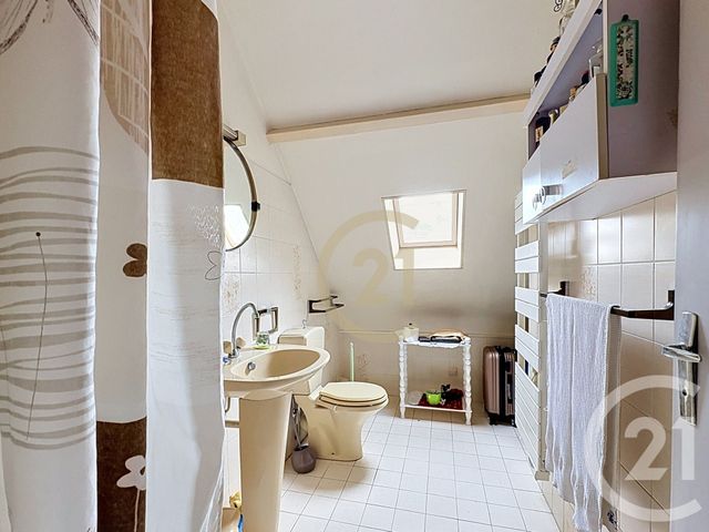 maison à vendre - 7 pièces - 130.87 m2 - VILLECRESNES - 94 - ILE-DE-FRANCE - Century 21 Valeurs Conseils