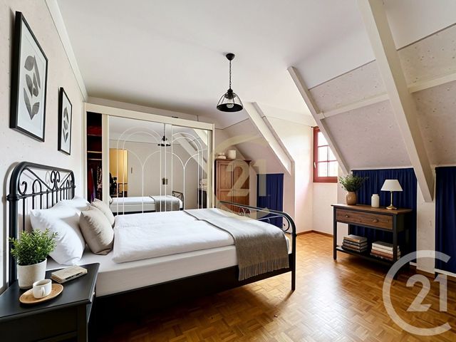 maison à vendre - 7 pièces - 130.87 m2 - VILLECRESNES - 94 - ILE-DE-FRANCE - Century 21 Valeurs Conseils