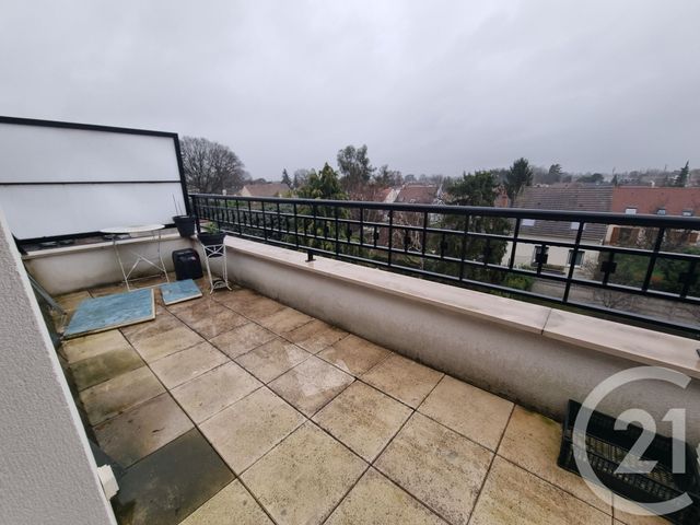 Appartement à louer - 2 pièces - 25.75 m2 - STE GENEVIEVE DES BOIS - 91 - ILE-DE-FRANCE - Century 21 Valeurs Conseils