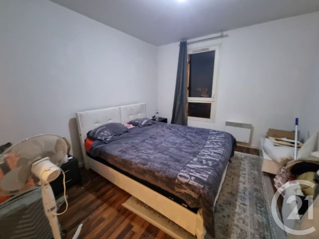 Appartement F2 à louer - 2 pièces - 56.72 m2 - COMBS LA VILLE - 77 - ILE-DE-FRANCE - Century 21 Valeurs Conseils