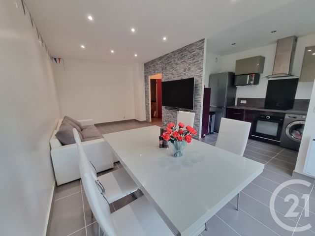 Appartement F2 à louer - 2 pièces - 46.45 m2 - VILLECRESNES - 94 - ILE-DE-FRANCE - Century 21 Valeurs Conseils