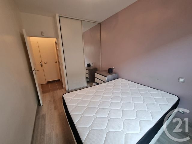 Appartement F2 à louer - 2 pièces - 46.45 m2 - VILLECRESNES - 94 - ILE-DE-FRANCE - Century 21 Valeurs Conseils