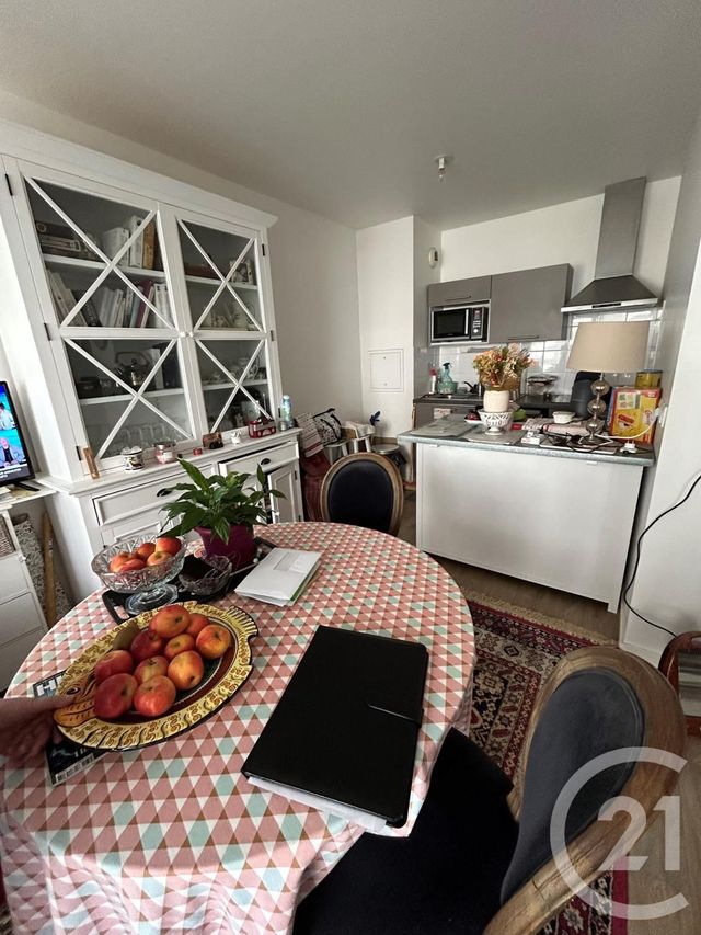 Appartement F1 à vendre - 1 pièce - 31.6 m2 - VILLECRESNES - 94 - ILE-DE-FRANCE - Century 21 Valeurs Conseils