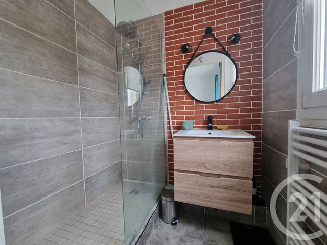 Appartement F2 à louer - 2 pièces - 45.25 m2 - ST MAUR DES FOSSES - 94 - ILE-DE-FRANCE - Century 21 Valeurs Conseils