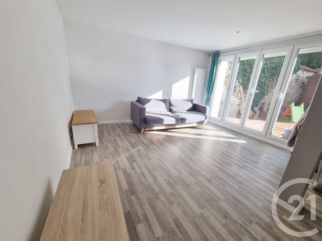 maison à louer - 3 pièces - 47.3 m2 - PERIGNY SUR YERRES - 94 - ILE-DE-FRANCE - Century 21 Valeurs Conseils
