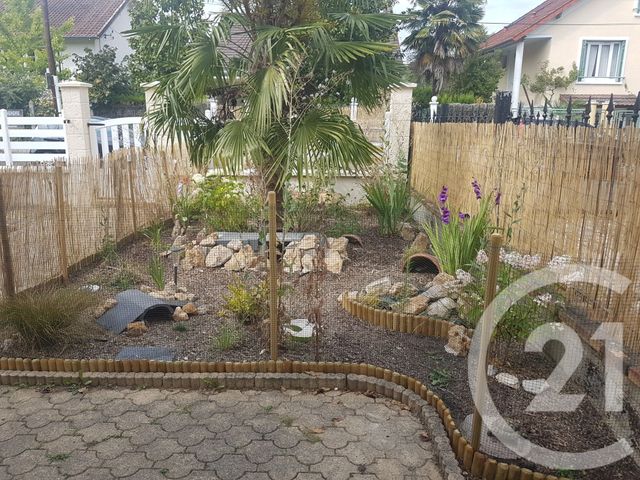 Appartement Studio à louer - 1 pièce - 26.56 m2 - QUINCY SOUS SENART - 91 - ILE-DE-FRANCE - Century 21 Valeurs Conseils