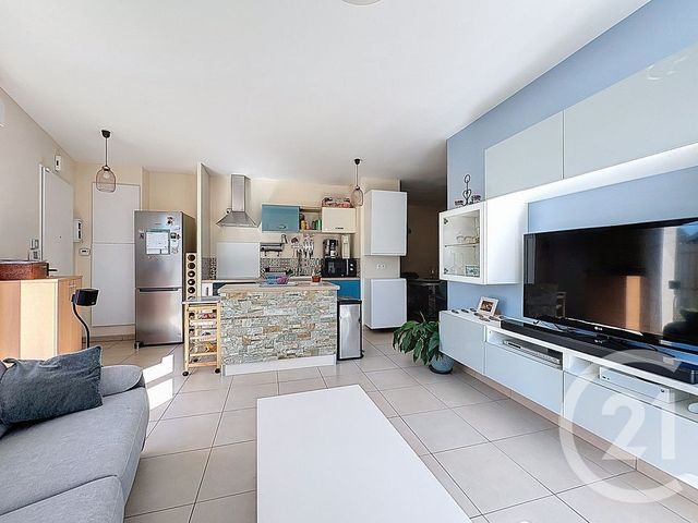 Appartement F3 à vendre - 3 pièces - 64.35 m2 - VILLECRESNES - 94 - ILE-DE-FRANCE - Century 21 Valeurs Conseils