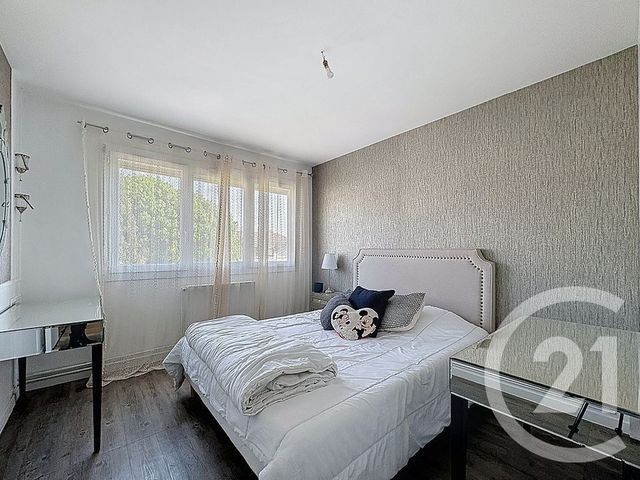 maison à vendre - 6 pièces - 112.28 m2 - VILLECRESNES - 94 - ILE-DE-FRANCE - Century 21 Valeurs Conseils