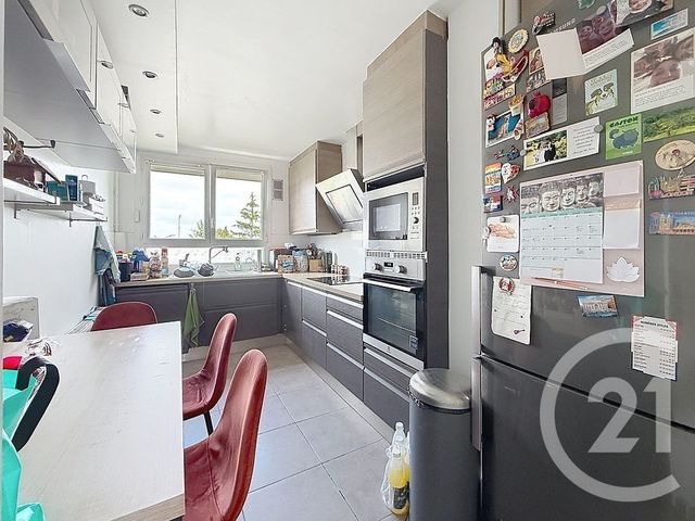 Appartement F4 à vendre - 4 pièces - 92.0 m2 - ST MAUR DES FOSSES - 94 - ILE-DE-FRANCE - Century 21 Valeurs Conseils