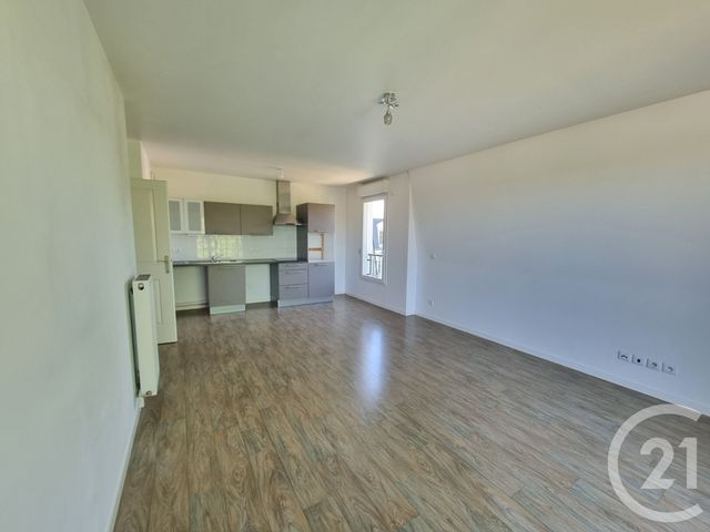 Appartement F3 à louer - 3 pièces - 62.4 m2 - VILLECRESNES - 94 - ILE-DE-FRANCE - Century 21 Valeurs Conseils
