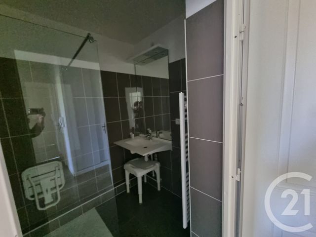 Appartement F3 à louer - 3 pièces - 62.4 m2 - VILLECRESNES - 94 - ILE-DE-FRANCE - Century 21 Valeurs Conseils