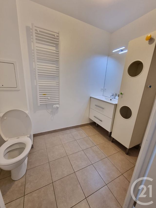 Appartement F3 à vendre - 3 pièces - 55.8 m2 - VILLECRESNES - 94 - ILE-DE-FRANCE - Century 21 Valeurs Conseils