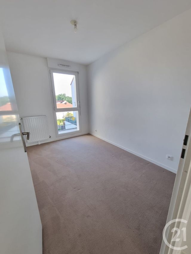 Appartement F3 à vendre - 3 pièces - 55.8 m2 - VILLECRESNES - 94 - ILE-DE-FRANCE - Century 21 Valeurs Conseils