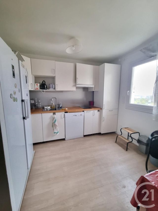 Appartement Chambre à louer - 1 pièce - 98.35 m2 - MAISONS ALFORT - 94 - ILE-DE-FRANCE - Century 21 Valeurs Conseils