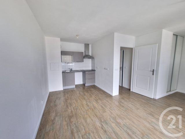 Appartement Studio à louer - 1 pièce - 31.12 m2 - VILLECRESNES - 94 - ILE-DE-FRANCE - Century 21 Valeurs Conseils