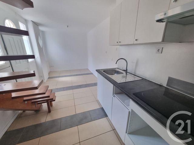 Appartement F2 à louer - 2 pièces - 31.47 m2 - SUCY EN BRIE - 94 - ILE-DE-FRANCE - Century 21 Valeurs Conseils