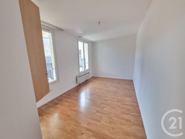 Appartement F2 à louer - 2 pièces - 31.47 m2 - SUCY EN BRIE - 94 - ILE-DE-FRANCE - Century 21 Valeurs Conseils