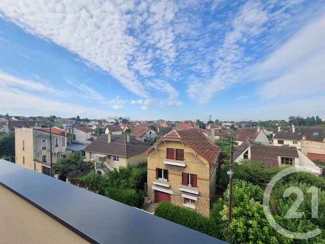 Appartement Studio à louer - 1 pièce - 29.5 m2 - SUCY EN BRIE - 94 - ILE-DE-FRANCE - Century 21 Valeurs Conseils
