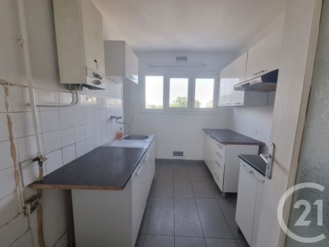 Appartement F3 à louer - 3 pièces - 59.0 m2 - LIMEIL BREVANNES - 94 - ILE-DE-FRANCE - Century 21 Valeurs Conseils